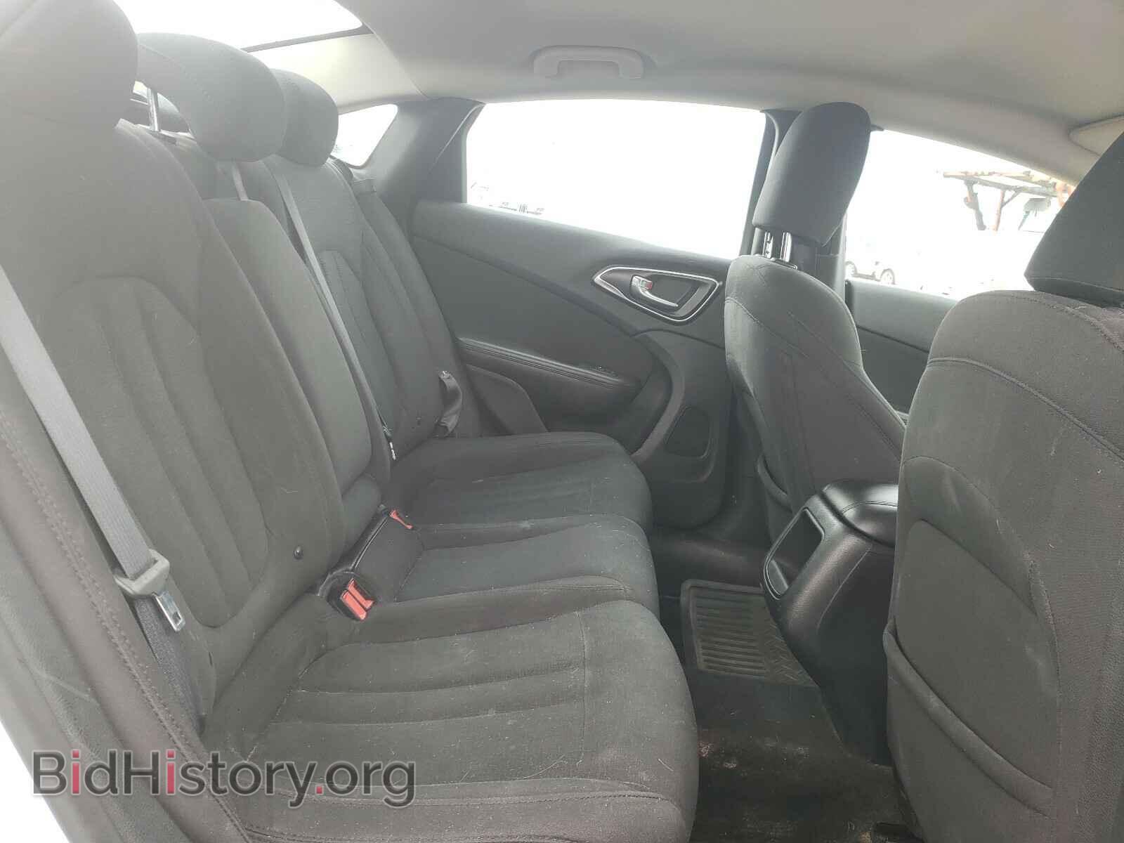 2016 CHRYSLER 200 - VIN: 1C3CCCFB8GN118460 - Photo 6