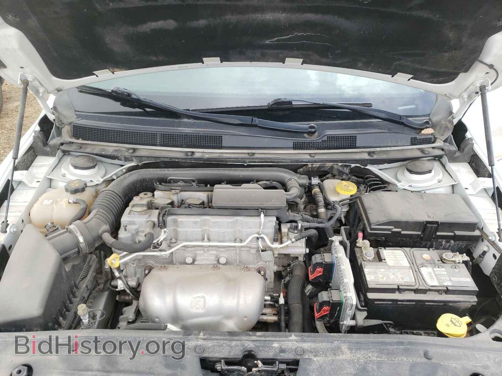 2016 CHRYSLER 200 - VIN: 1C3CCCFB8GN118460 - Photo 7
