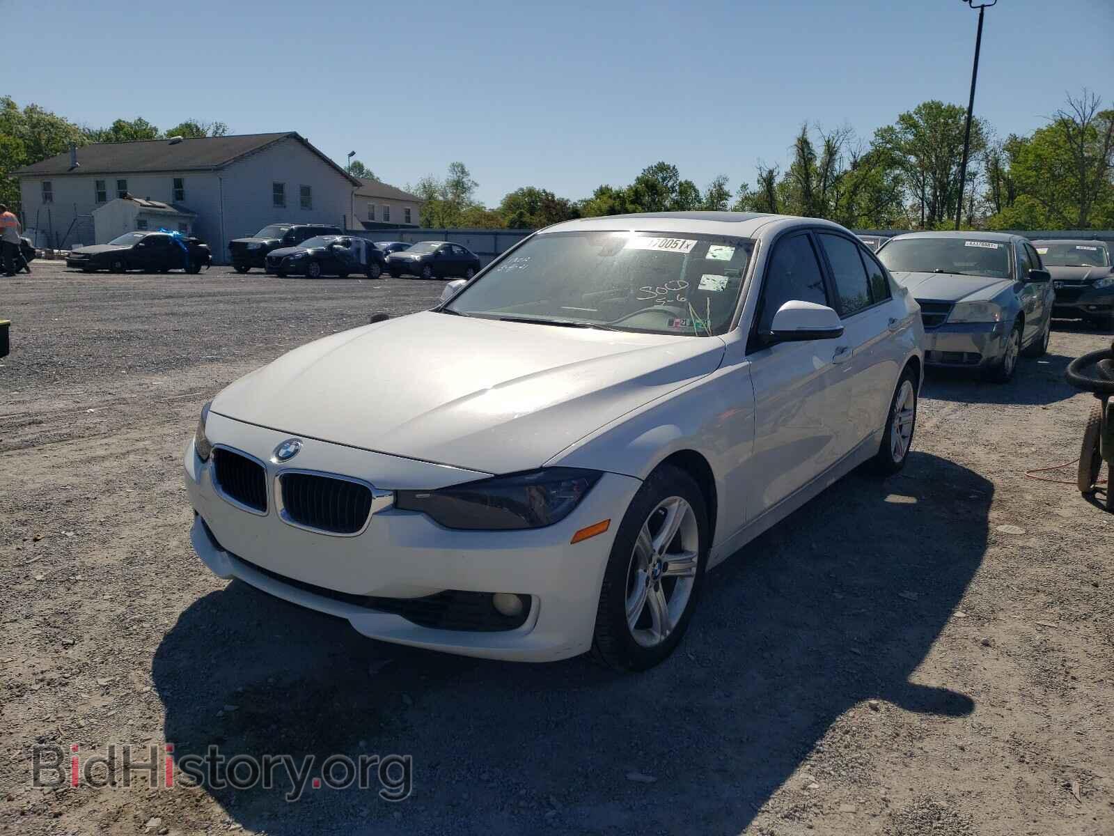 2013 BMW 3 SERIES - VIN: WBA3B3C53DF537719 - Фото 2