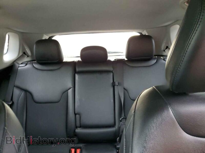 2022 Jeep COMPASS (VIN 3C4NJDBB9NT136596) — фото 10 из 13