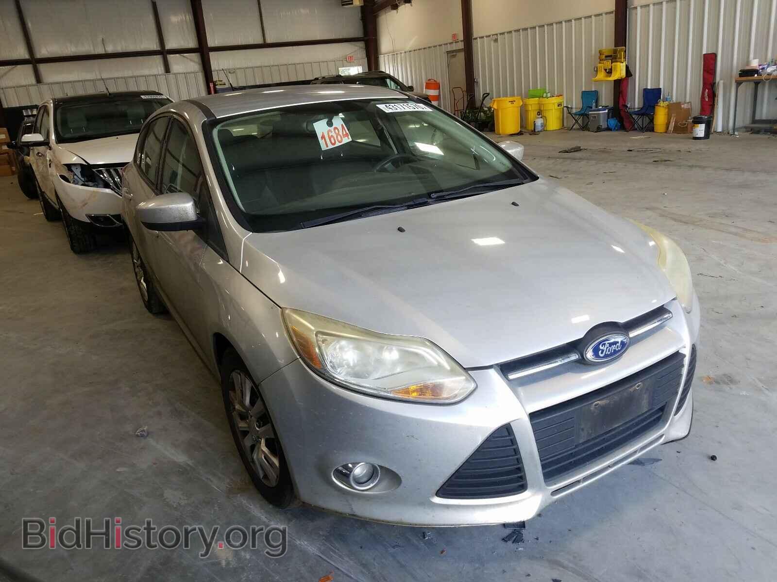 Photo 1FAHP3K21CL117643 - FORD FOCUS 2012