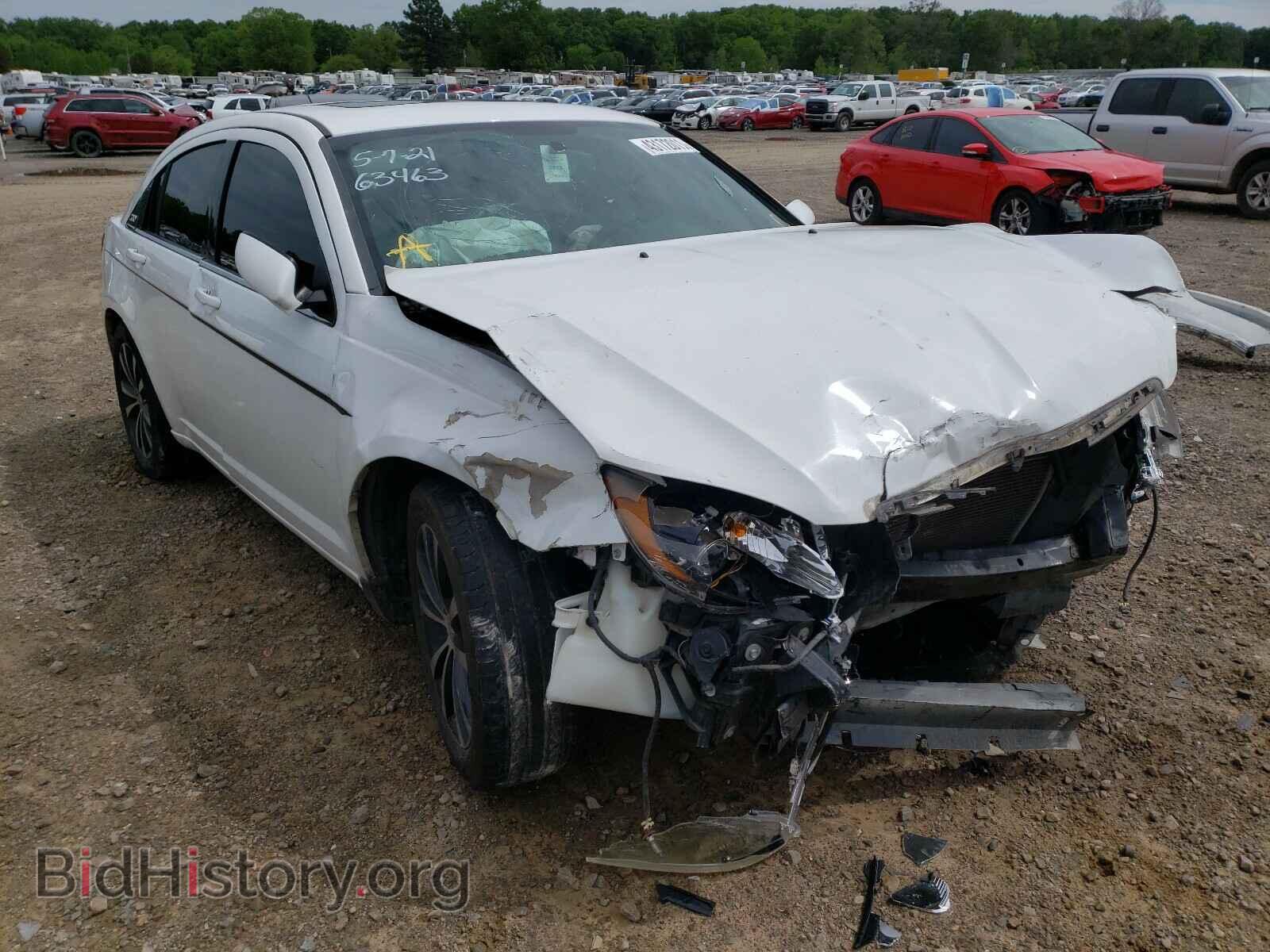 Фотография 1C3CCBBB1DN601011 - CHRYSLER 200 2013