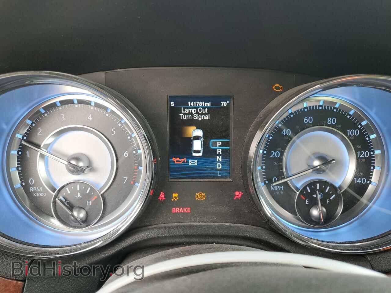 2013 CHRYSLER 300 - VIN: 2C3CCAAG9DH657049 - Фото 9