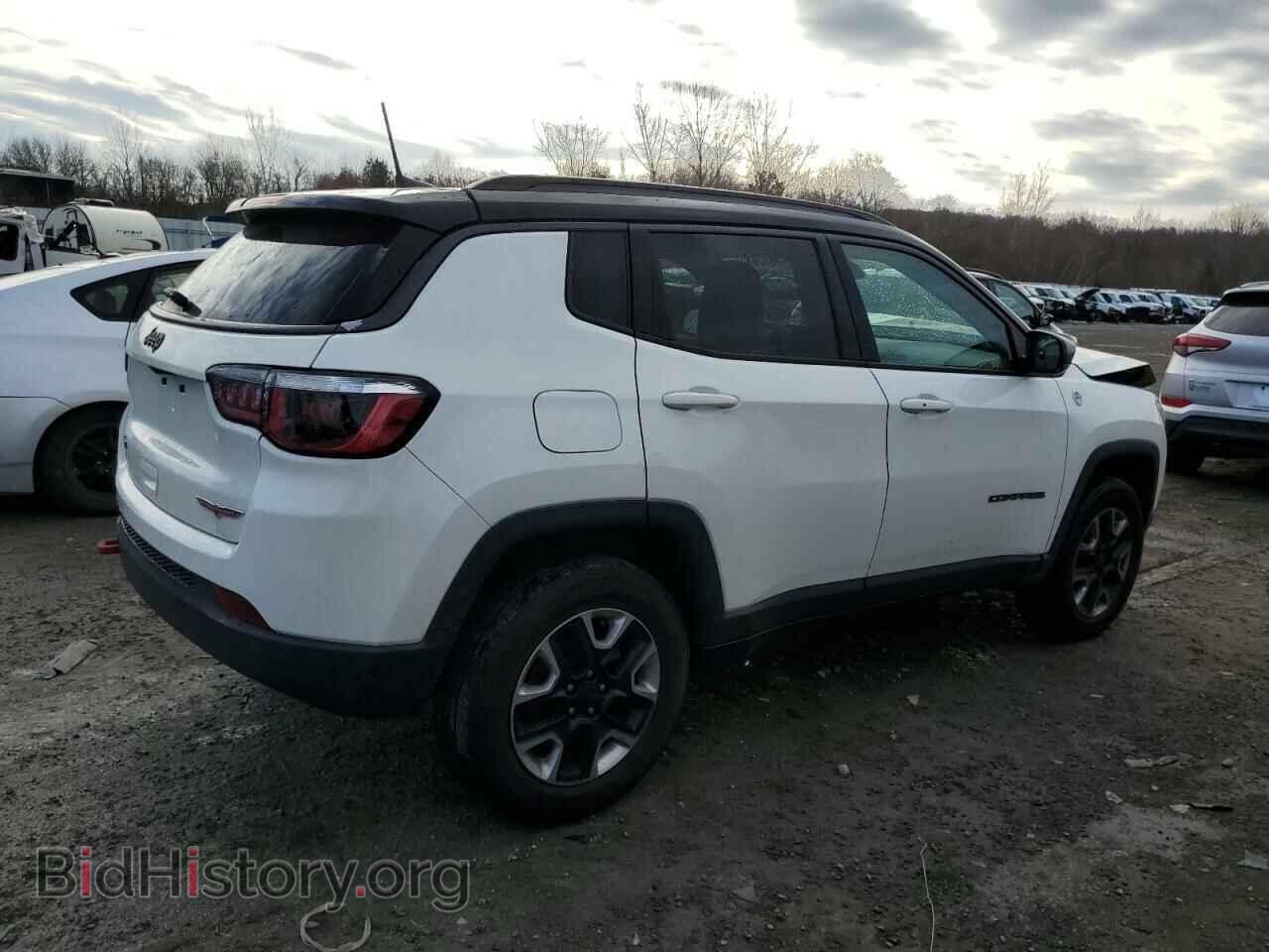 2018 JEEP COMPASS - VIN: 3C4NJDDB0JT199108 - Фото 3