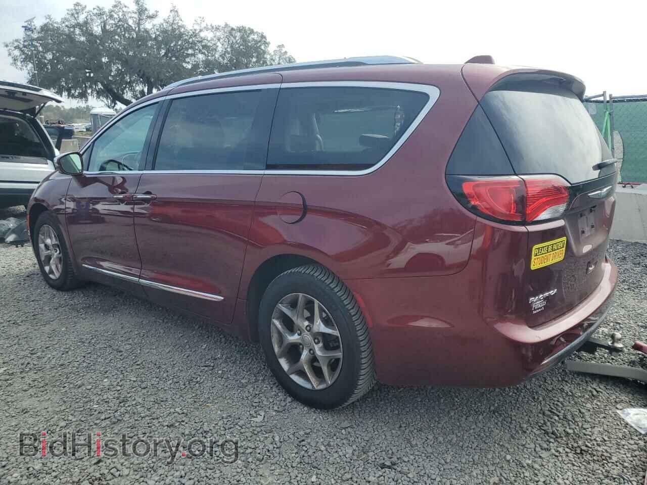 2017 CHRYSLER PACIFICA - VIN: 2C4RC1GGXHR644940 - Photo 2