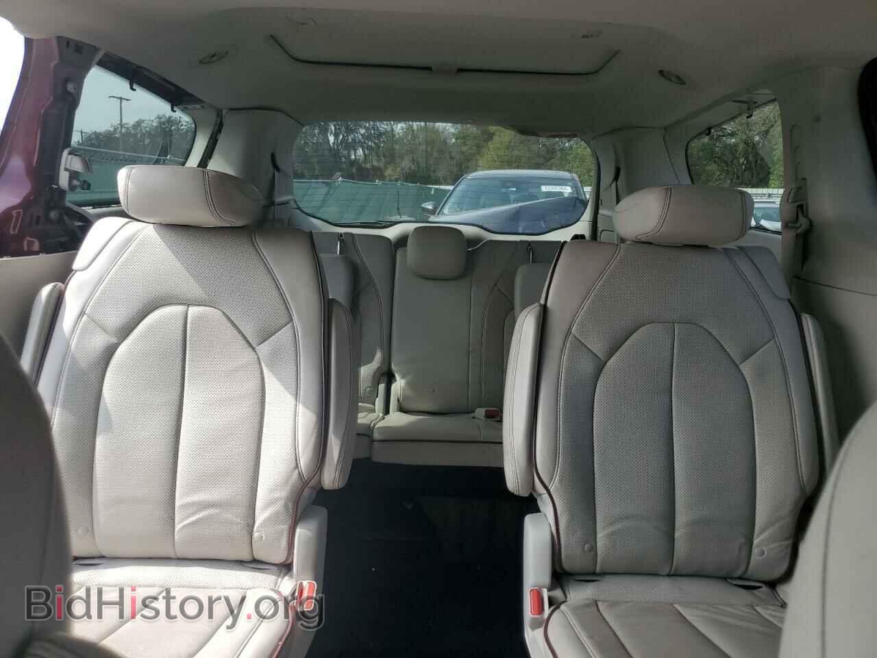 2017 CHRYSLER PACIFICA - VIN: 2C4RC1GGXHR644940 - Photo 10