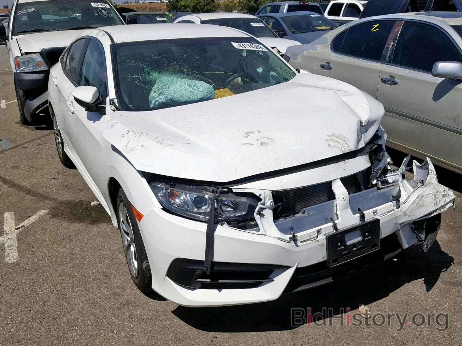 Photo 2HGFC2F50JH543041 - HONDA CIVIC LX 2018