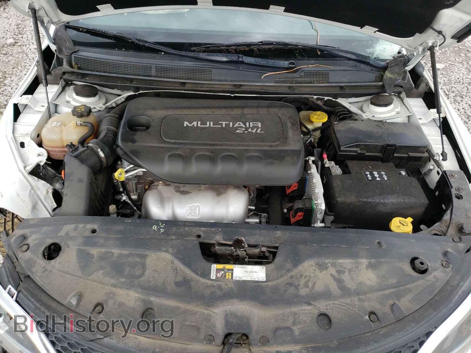 2016 CHRYSLER 200 - VIN: 1C3CCCAB6GN164456 - Фото 7