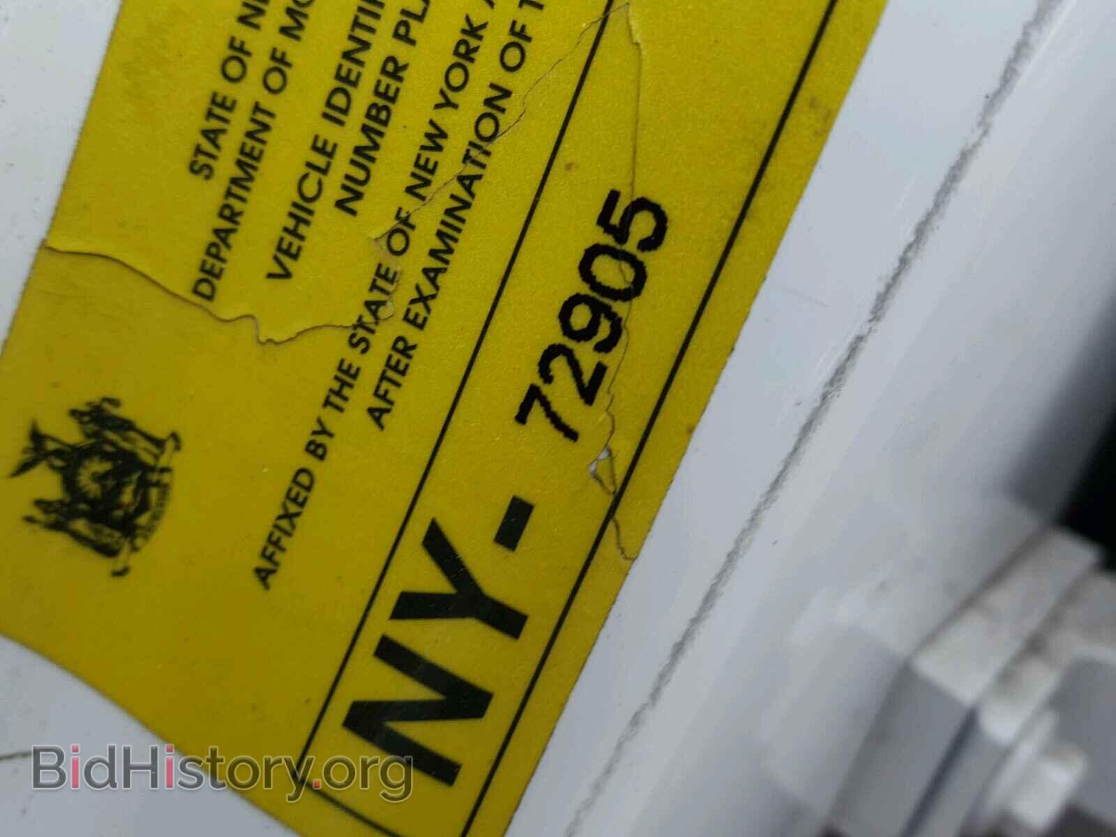 2011 AUDI A8 - VIN: NY72905 - Photo 10