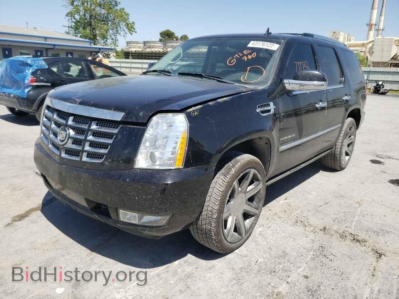 2011 CADILLAC ESCALADE - VIN: 1GYS4CEF3BR328470 - Фото 2