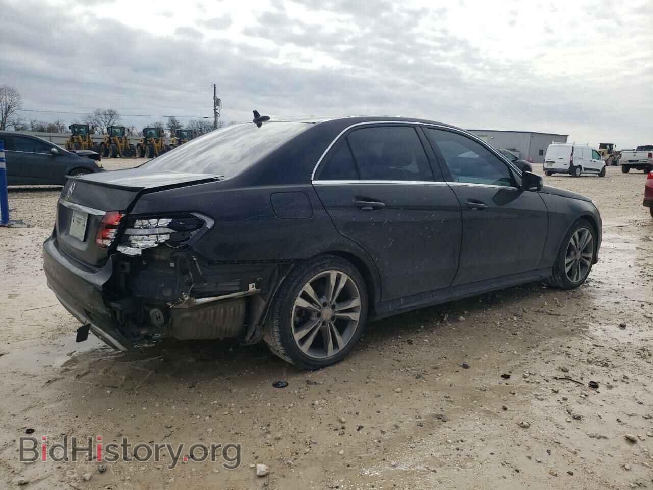 2015 MERCEDES-BENZ E-CLASS - VIN: WDDHF5KB1FB085821 - Фото 3
