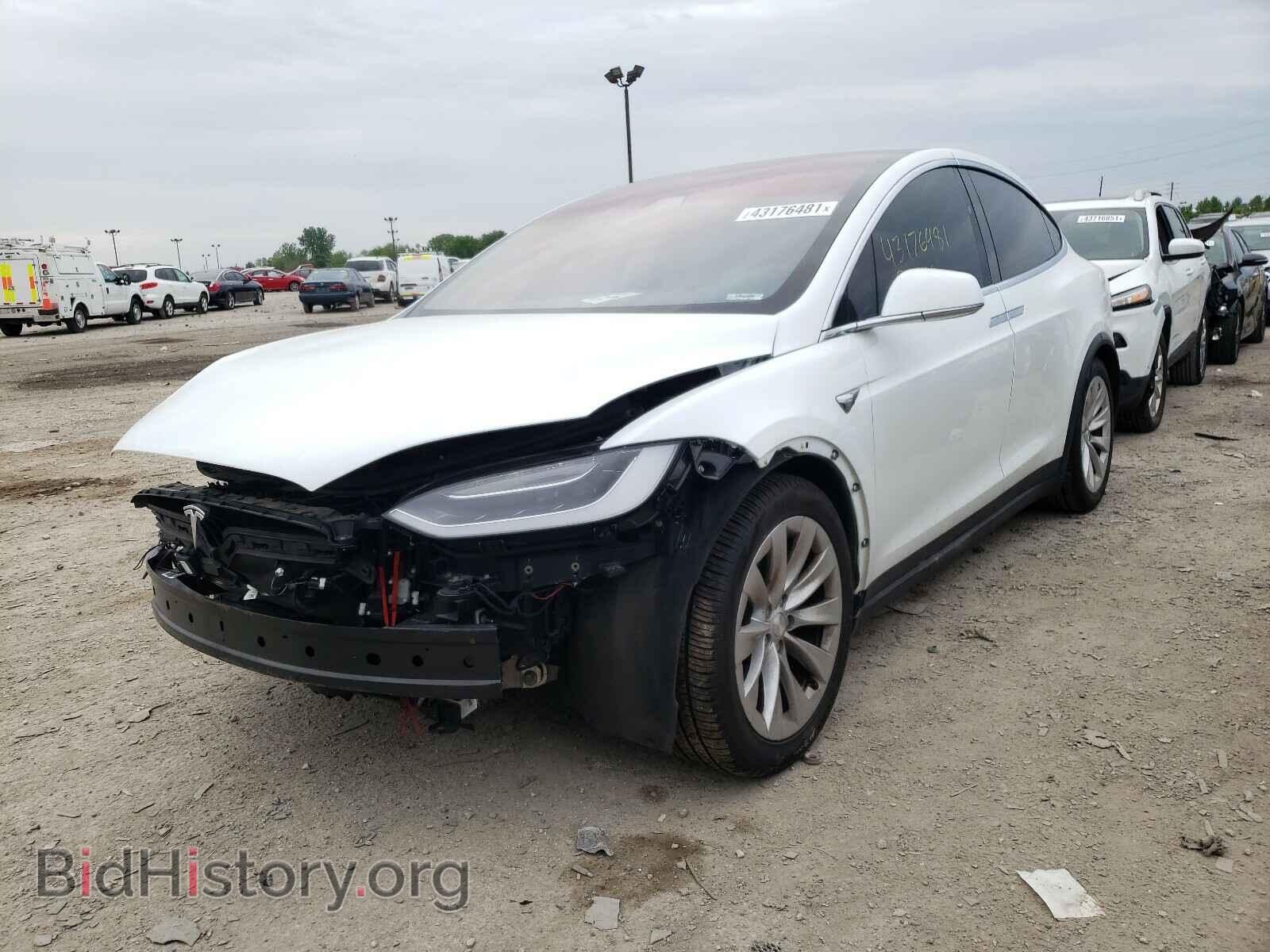 2018 TESLA MODEL X - VIN: 5YJXCAE27JF103182 - Фото 2