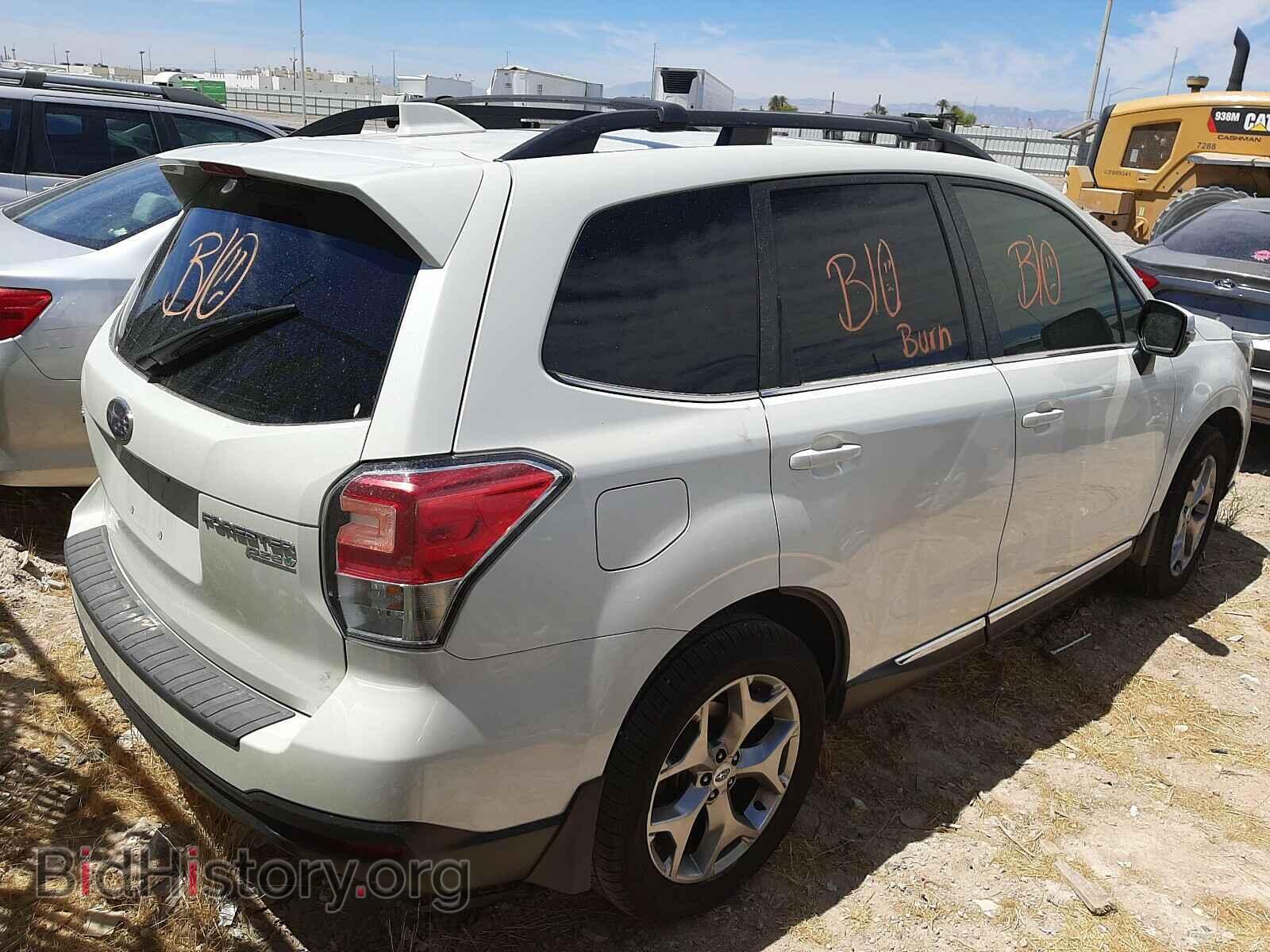 2017 SUBARU FORESTER - VIN: JF2SJATC0HH418252 - Фото 4