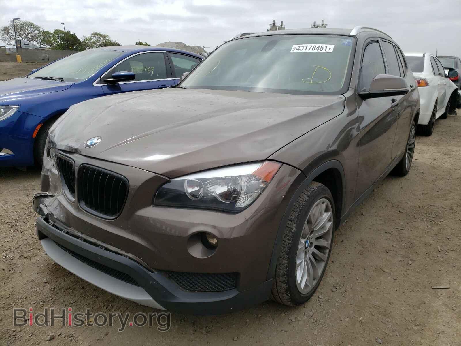 2013 BMW X1 - VIN: WBAVM1C53DVW41477 - Фото 2