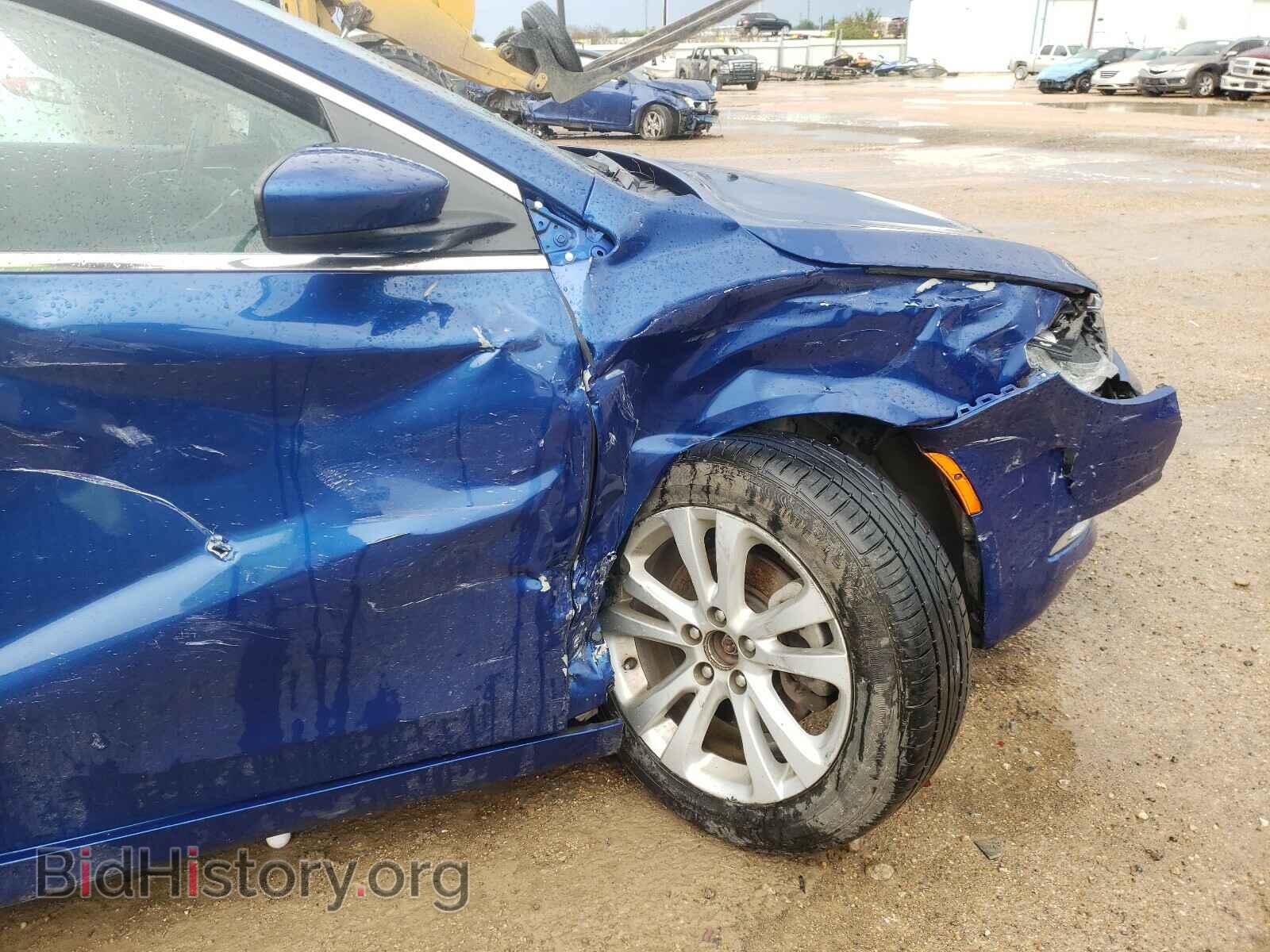 2015 CHRYSLER 200 - VIN: 1C3CCCAB3FN620797 - Фото 9