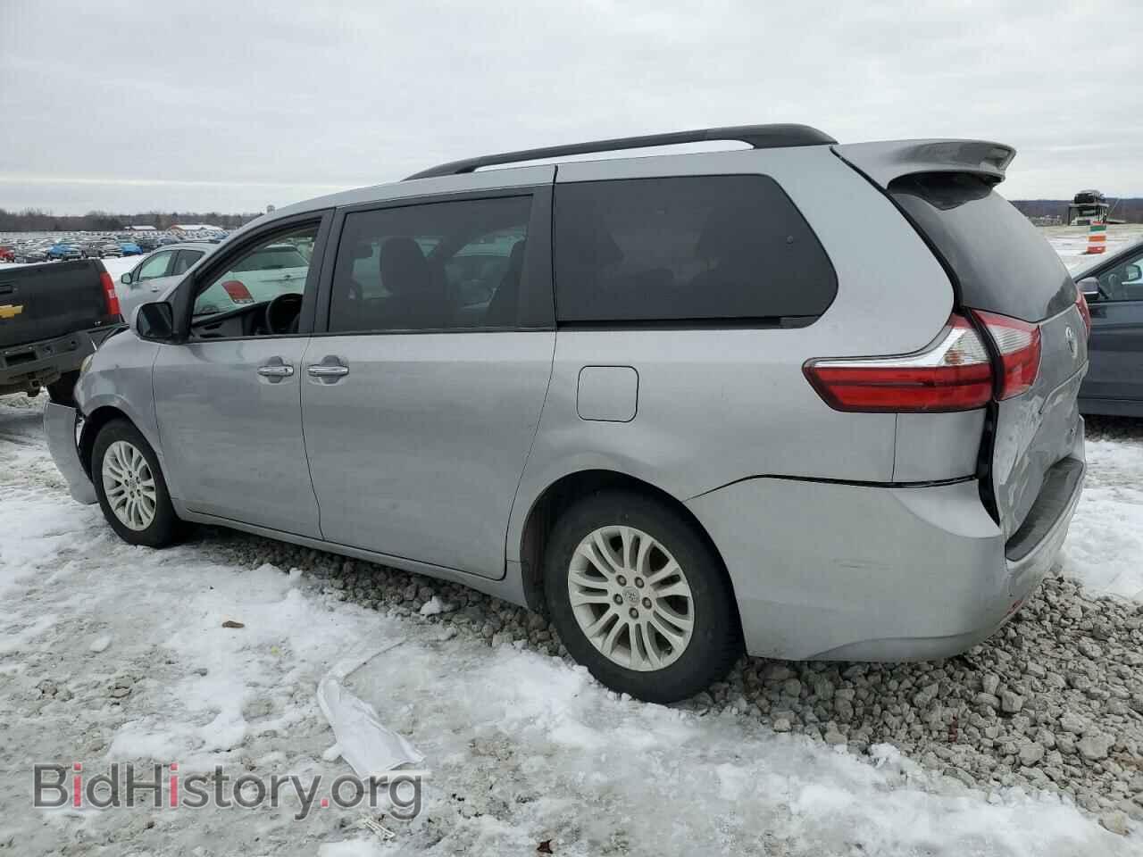 2017 TOYOTA All Models - VIN: 5TDYZ3DC6HS814550 - Фото 2