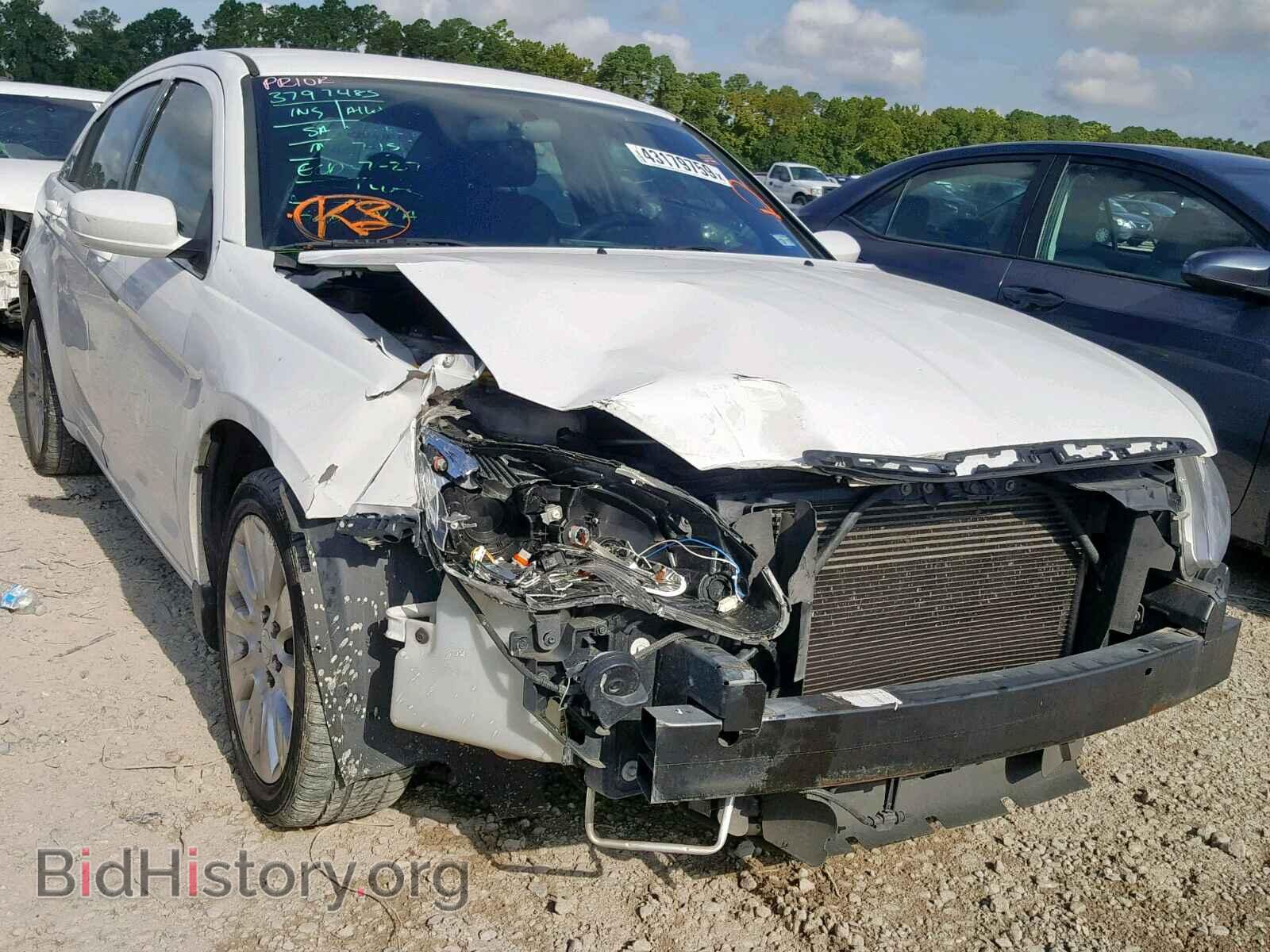 Фотография 1C3CCBAB9EN146668 - CHRYSLER 200 2014