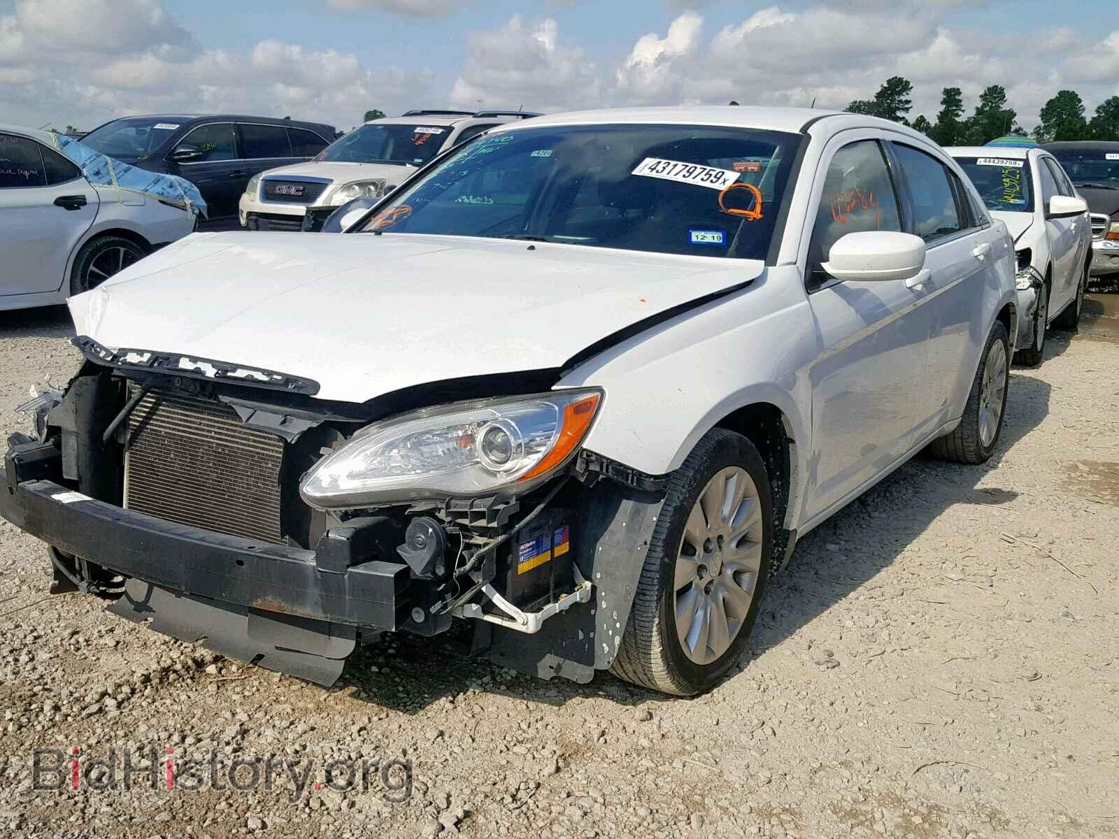 2014 CHRYSLER 200 - VIN: 1C3CCBAB9EN146668 - Photo 2