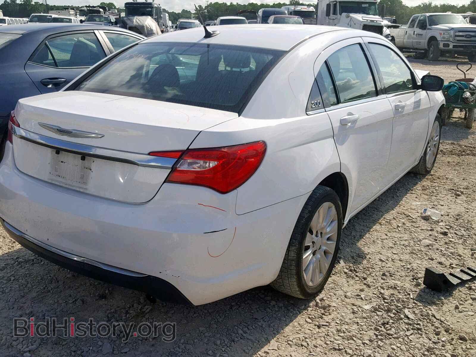 2014 CHRYSLER 200 - VIN: 1C3CCBAB9EN146668 - Photo 4