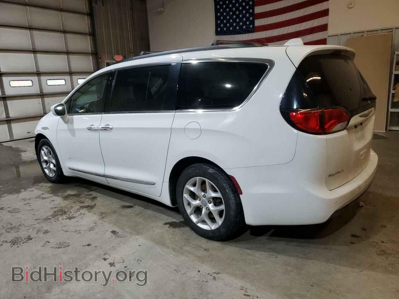 2017 CHRYSLER PACIFICA - VIN: 2C4RC1BG0HR668316 - Photo 2