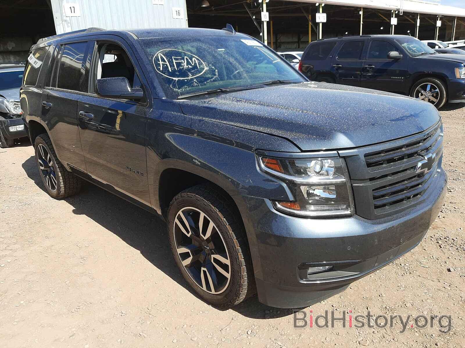 Photo 1GNSKBKC2KR340875 - CHEVROLET TAHOE 2019