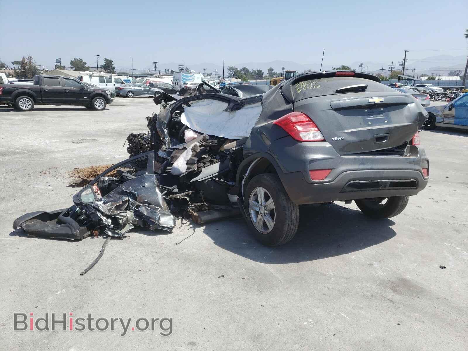 2019 CHEVROLET TRAX - VIN: 3GNCJKSB3KL272978 - Фото 3
