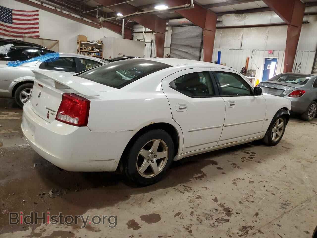 2010 DODGE CHARGER - VIN: 2B3CA3CV1AH290668 - Фото 3
