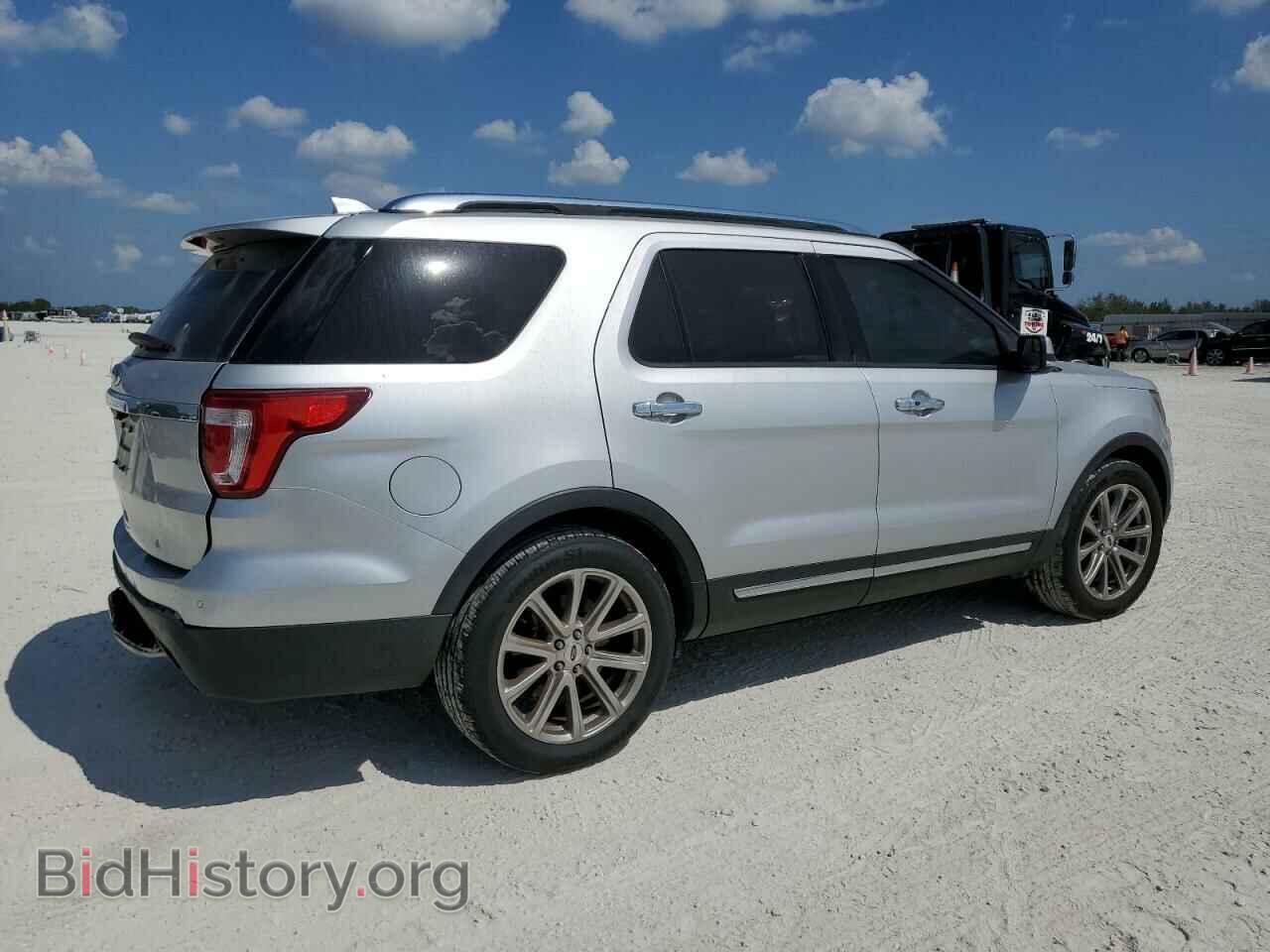 2017 FORD EXPLORER - VIN: 1FM5K7F87HGC69813 - Фото 3