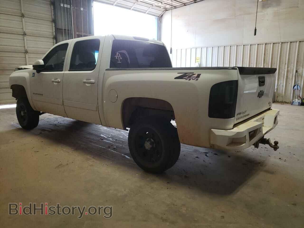 2011 CHEVROLET SILVERADO - VIN: 3GCPKSE31BG329103 - Фото 2
