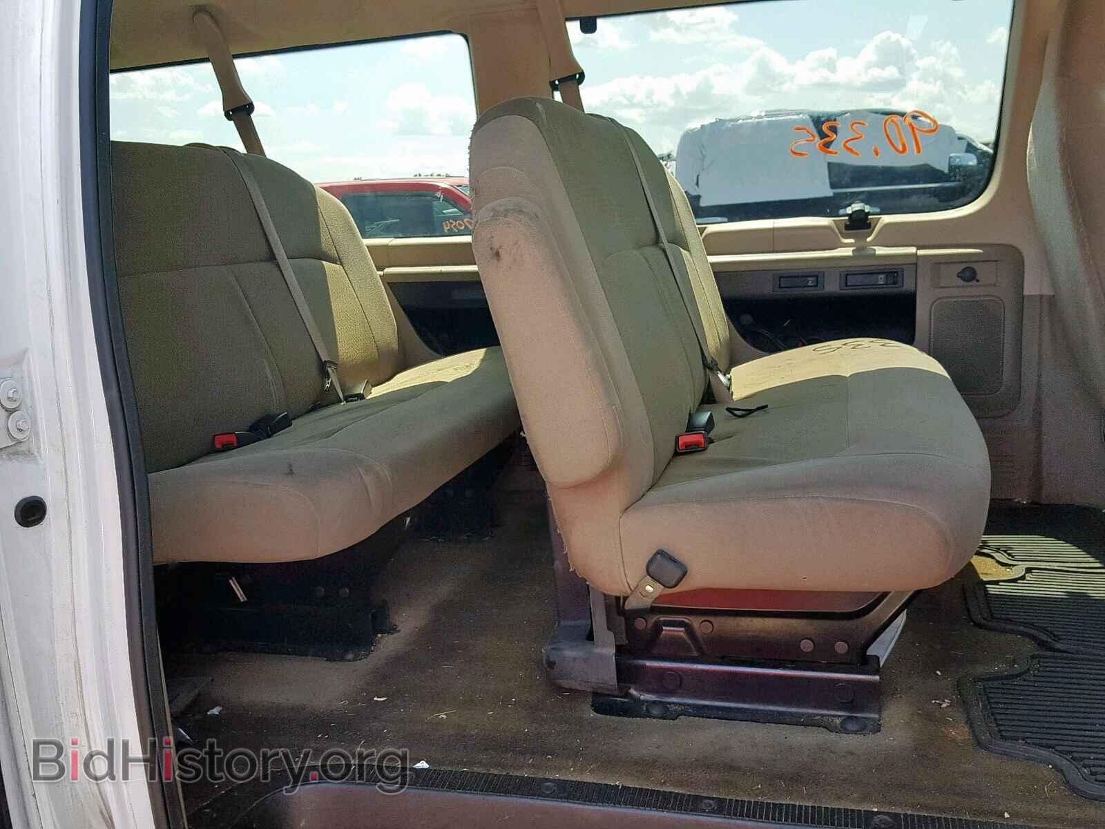 2010 FORD ECONOLINE - VIN: 1FBNE3BL9ADA45694 - Фото 6