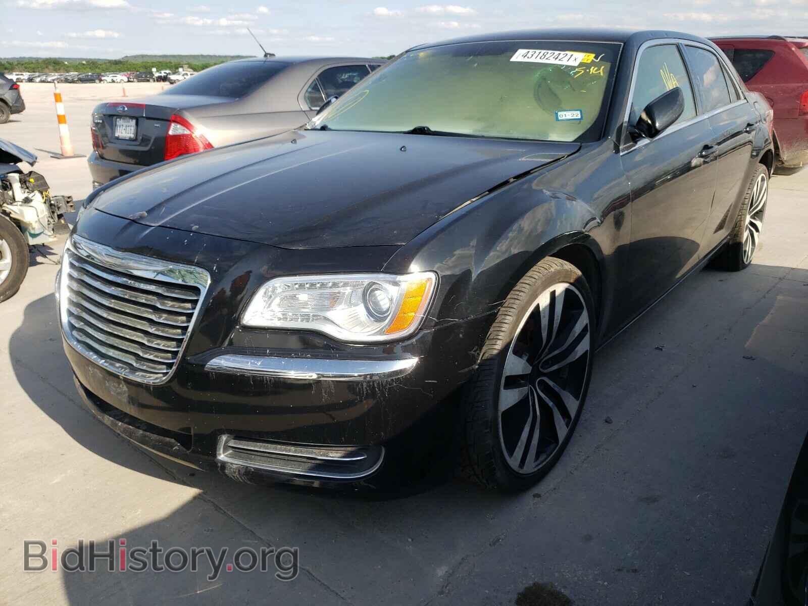 2012 CHRYSLER 300 - VIN: 2C3CCAAGXCH113559 - Фото 2