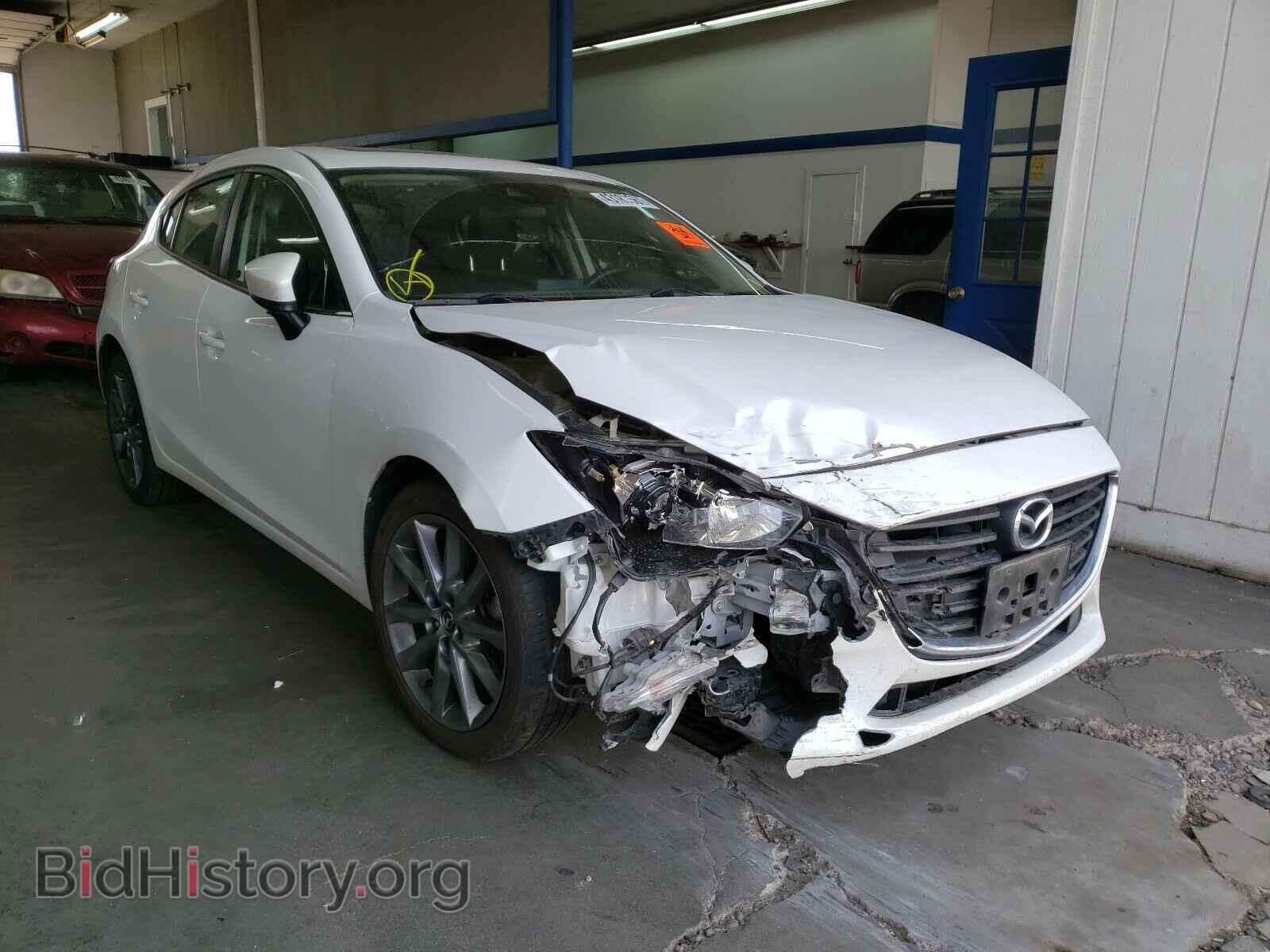 Фотография 3MZBN1L31JM197620 - MAZDA 3 2018