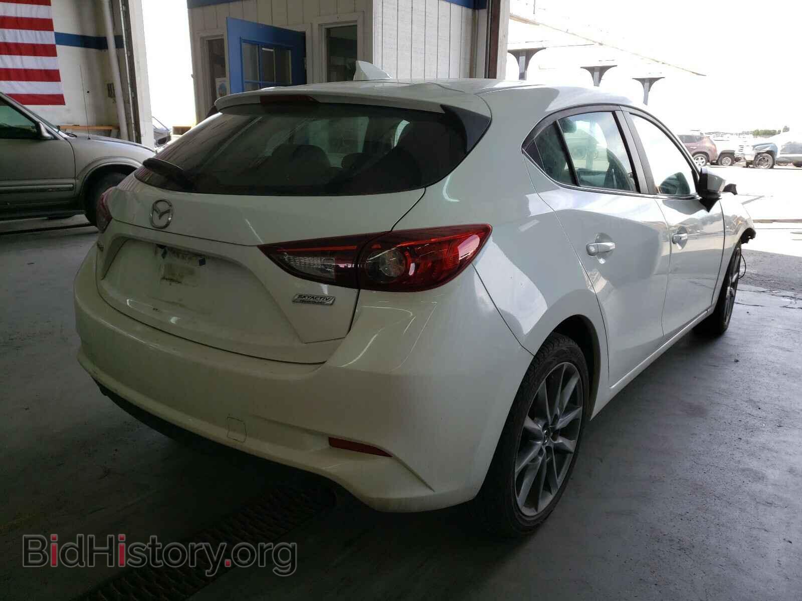 2018 MAZDA 3 - VIN: 3MZBN1L31JM197620 - Фото 4