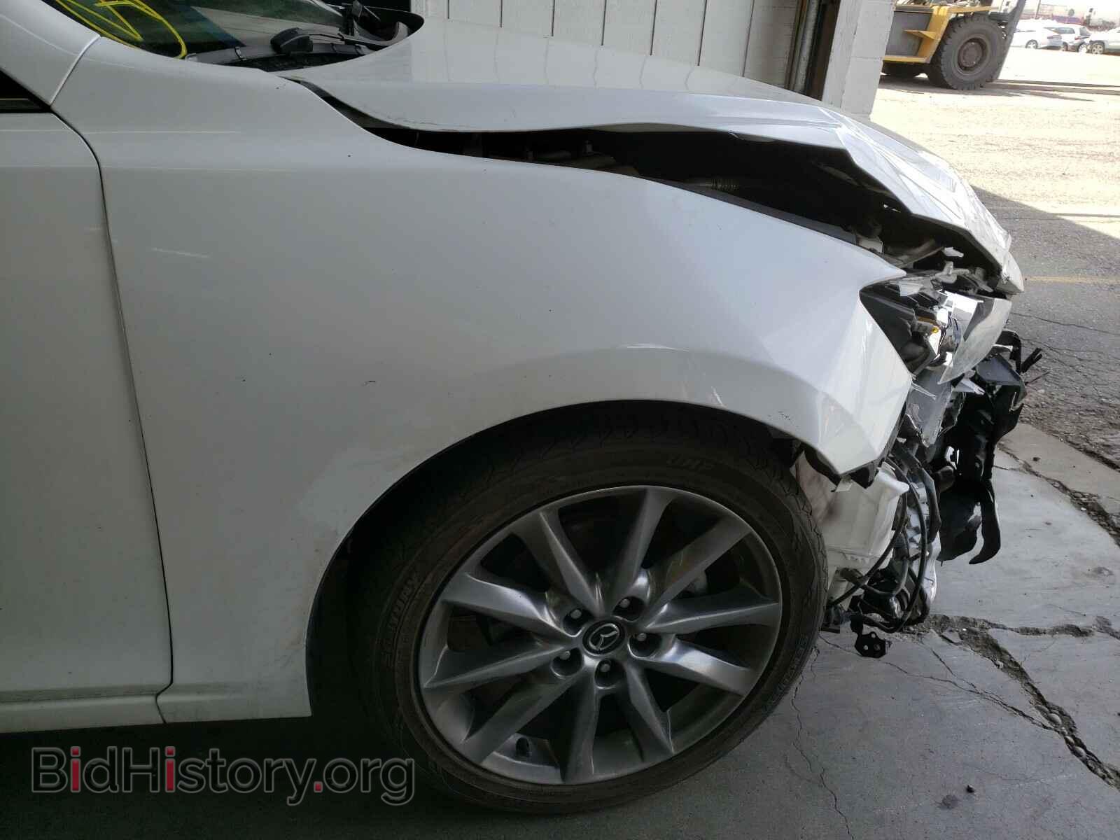 2018 MAZDA 3 - VIN: 3MZBN1L31JM197620 - Фото 9