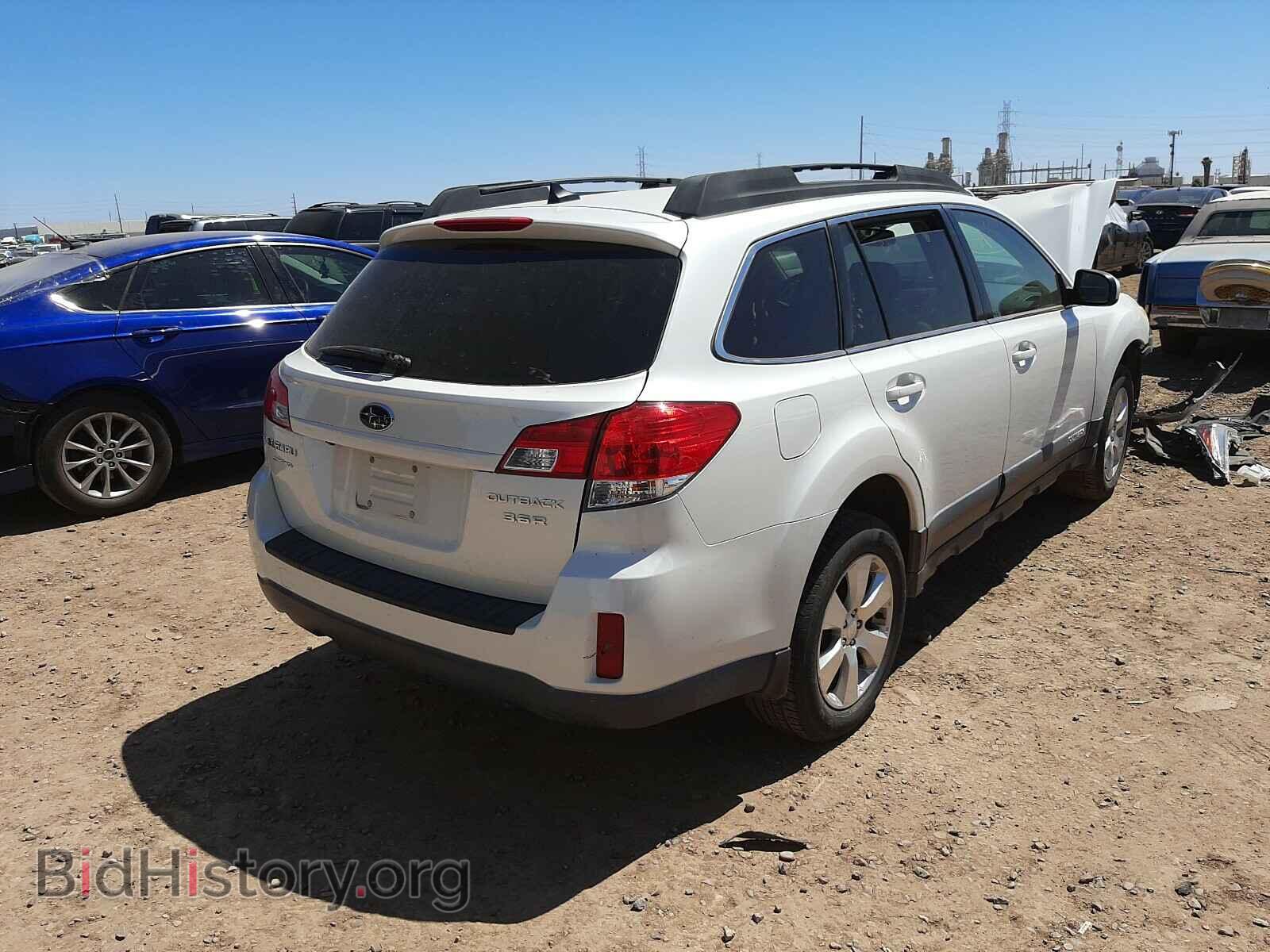 2011 SUBARU OUTBACK - VIN: 4S4BRELC4B2397698 - Photo 4