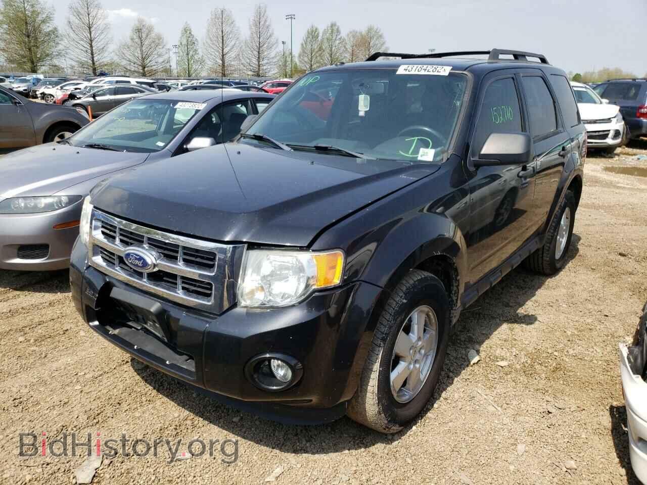 2011 FORD ESCAPE - VIN: 1FMCU0D70BKA20177 - Фото 2