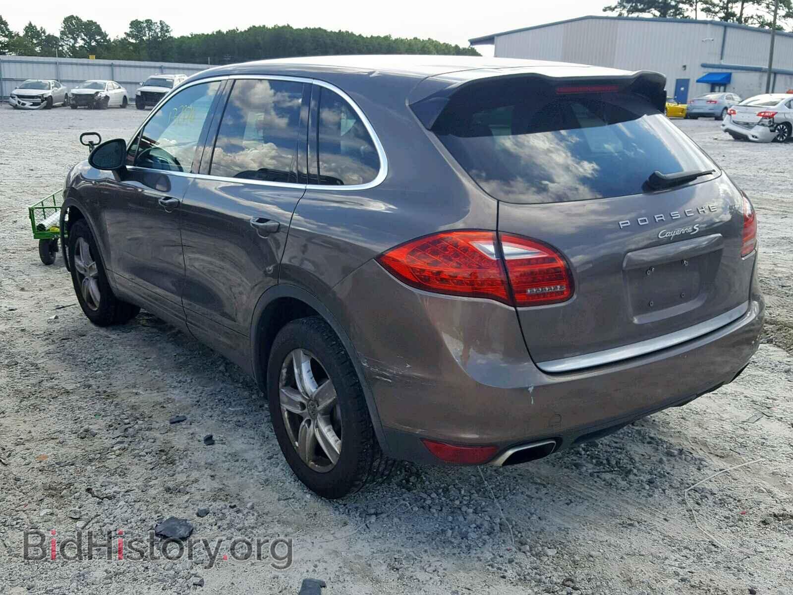 2012 PORSCHE CAYENNE S - VIN: WP1AB2A28CLA41598 - Photo 3