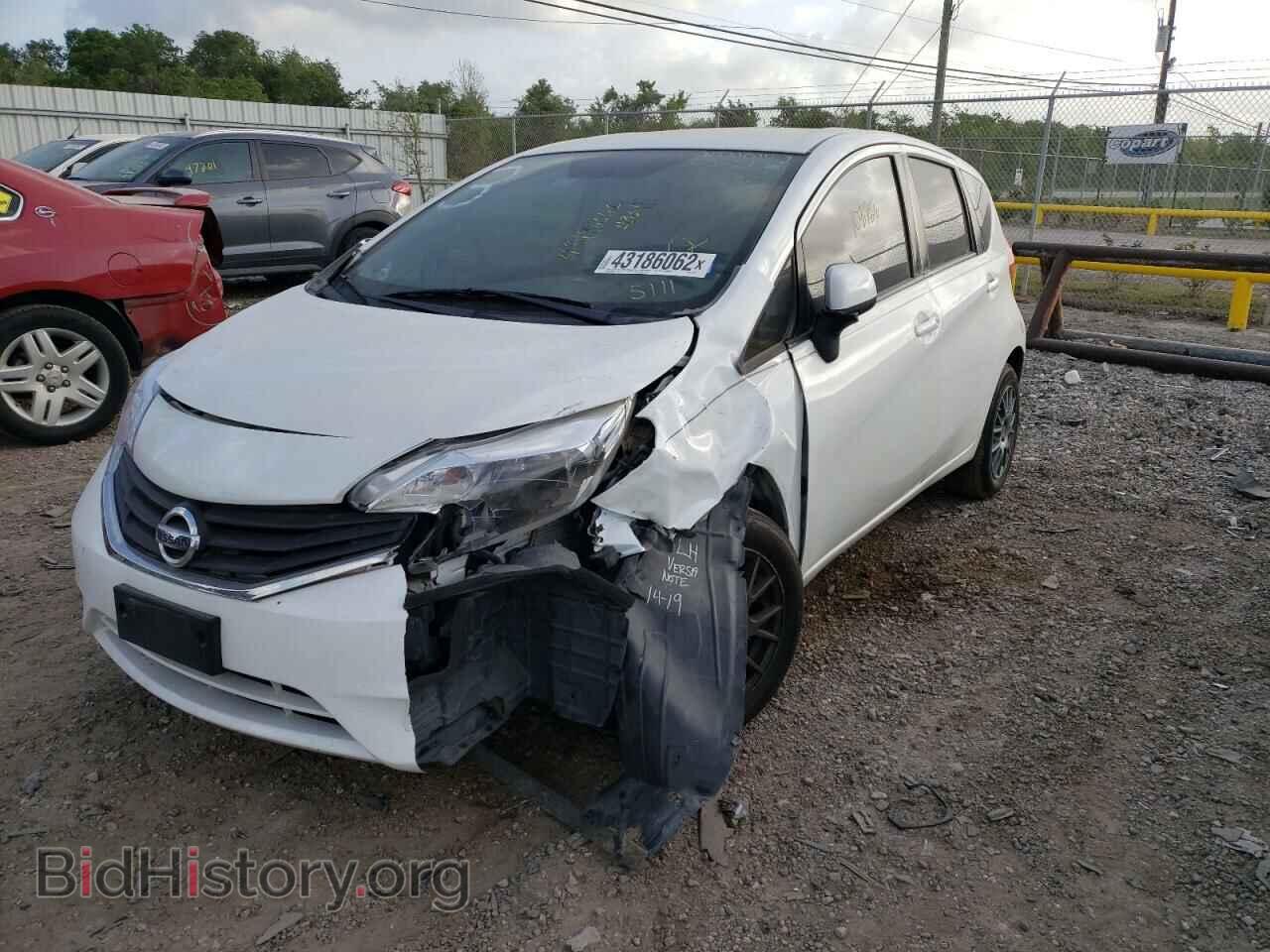 2014 NISSAN VERSA - VIN: 3N1CE2CP1EL435111 - Photo 2