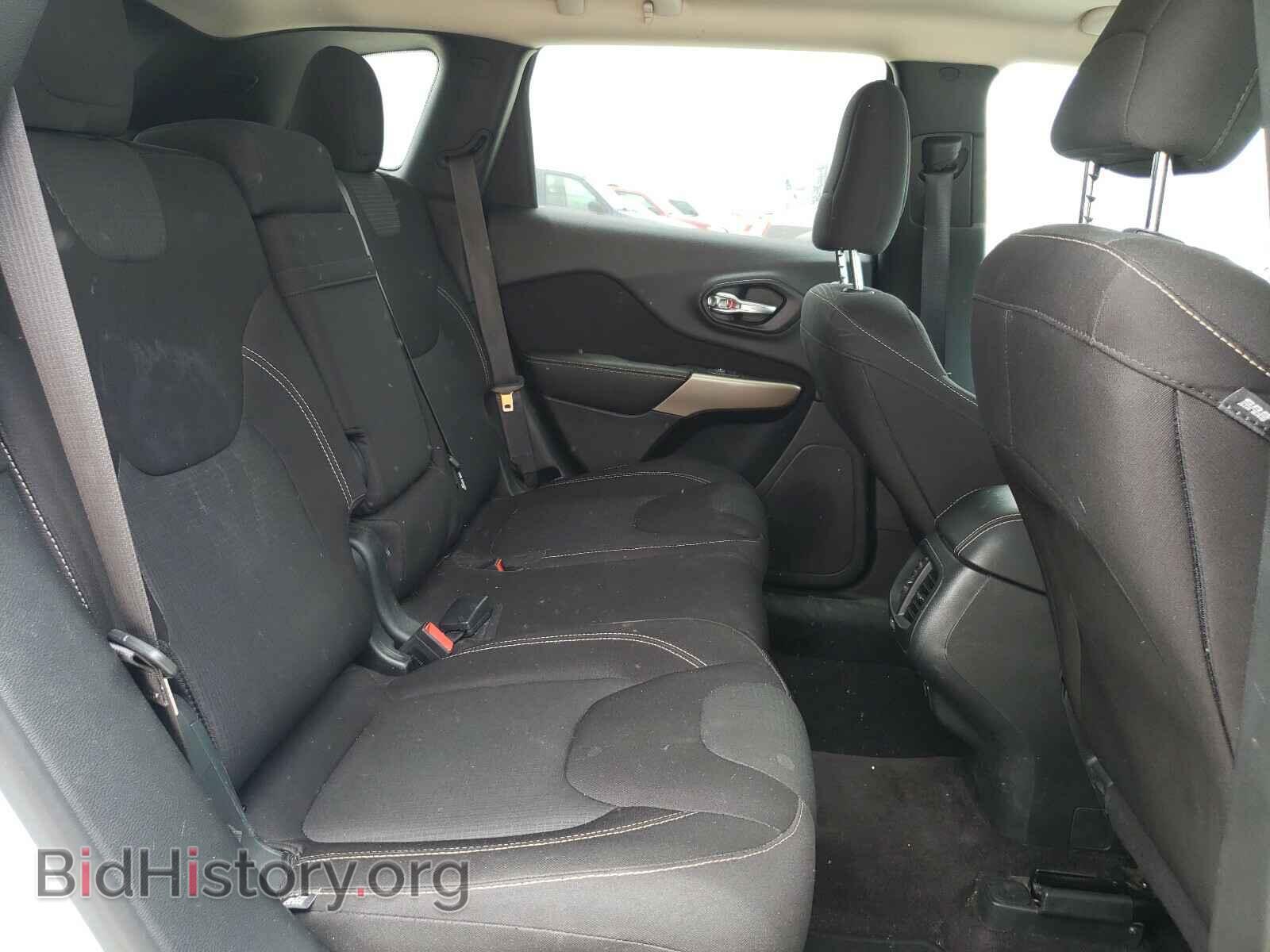 2017 JEEP CHEROKEE - VIN: 1C4PJLCB1HW604725 - Фото 6