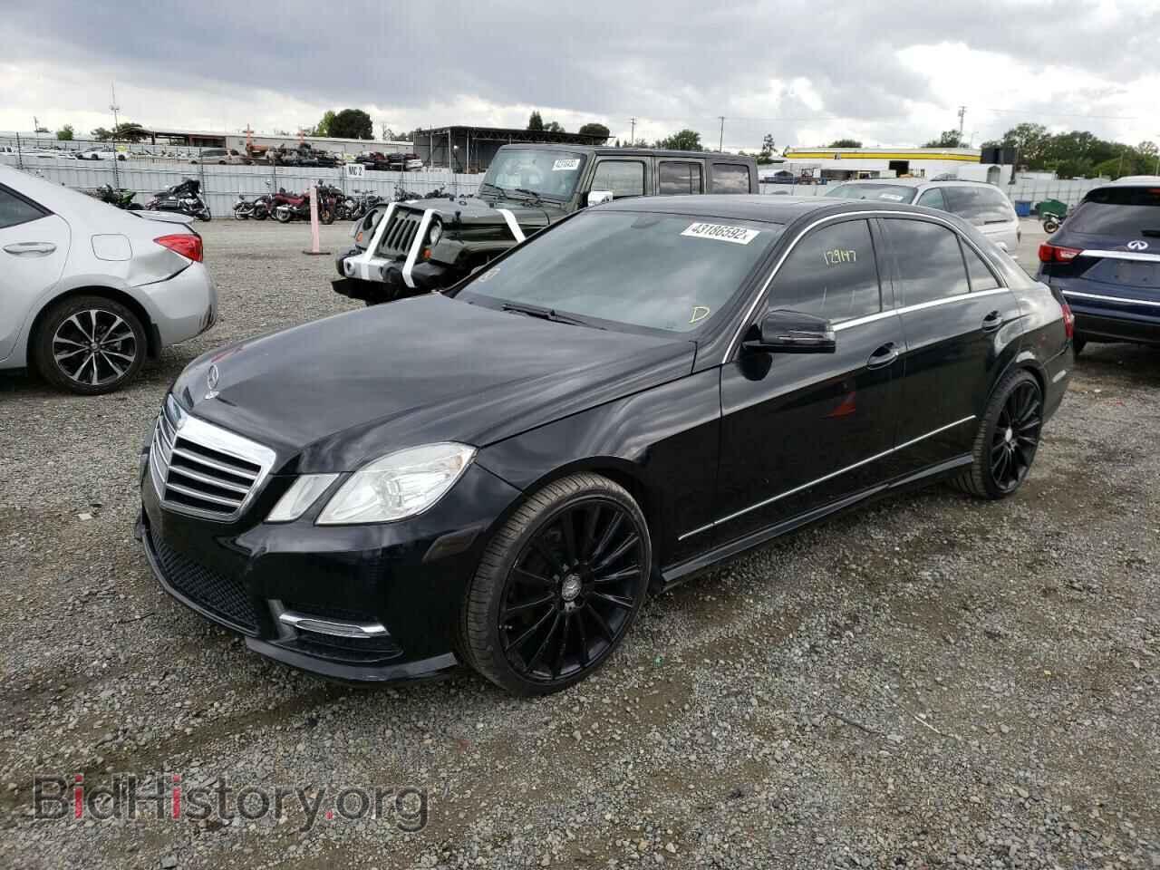 2013 MERCEDES-BENZ E-CLASS - VIN: WDDHF5KB1DA744127 - Фото 2