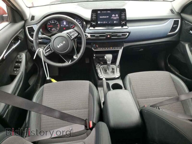 2023 Kia SELTOS (VIN KNDEU2AA7P7430252) — photo 8 of 12