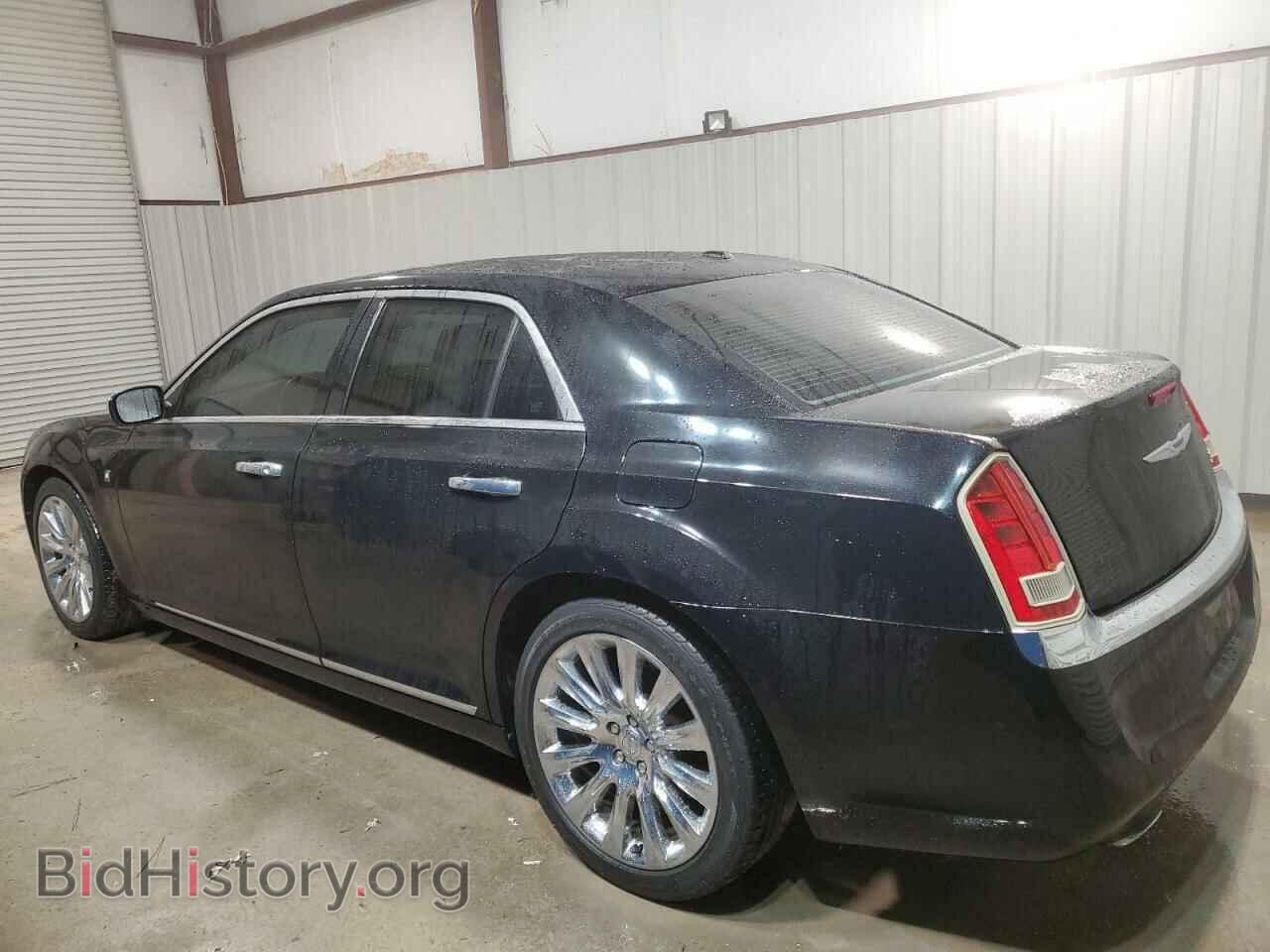 2013 CHRYSLER 300 - VIN: 2C3CCAAG3DH698521 - Фото 2