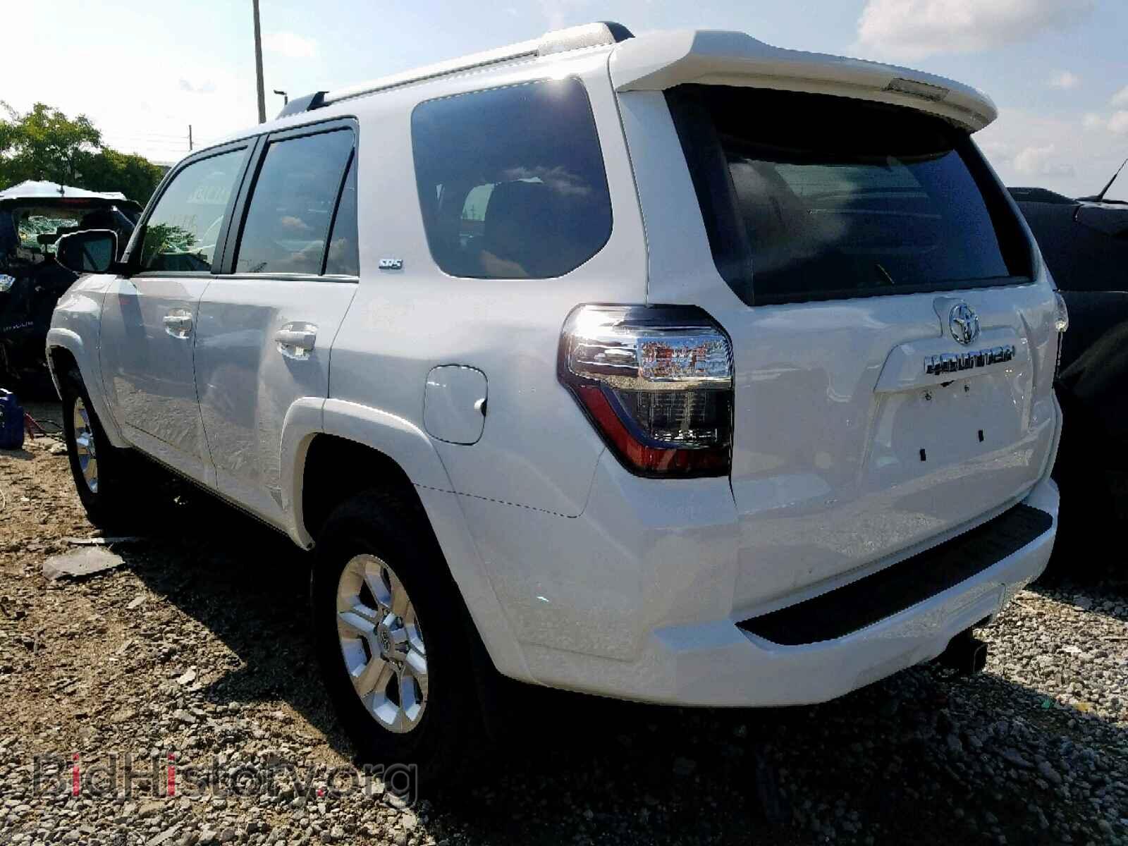 2019 TOYOTA 4RUNNER SR - VIN: JTEZU5JRXK5196732 - Фото 3