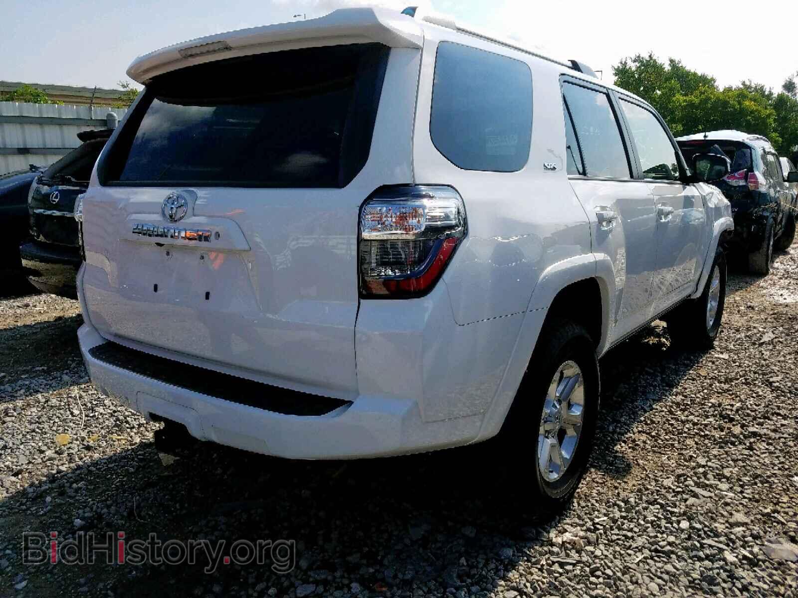 2019 TOYOTA 4RUNNER SR - VIN: JTEZU5JRXK5196732 - Фото 4