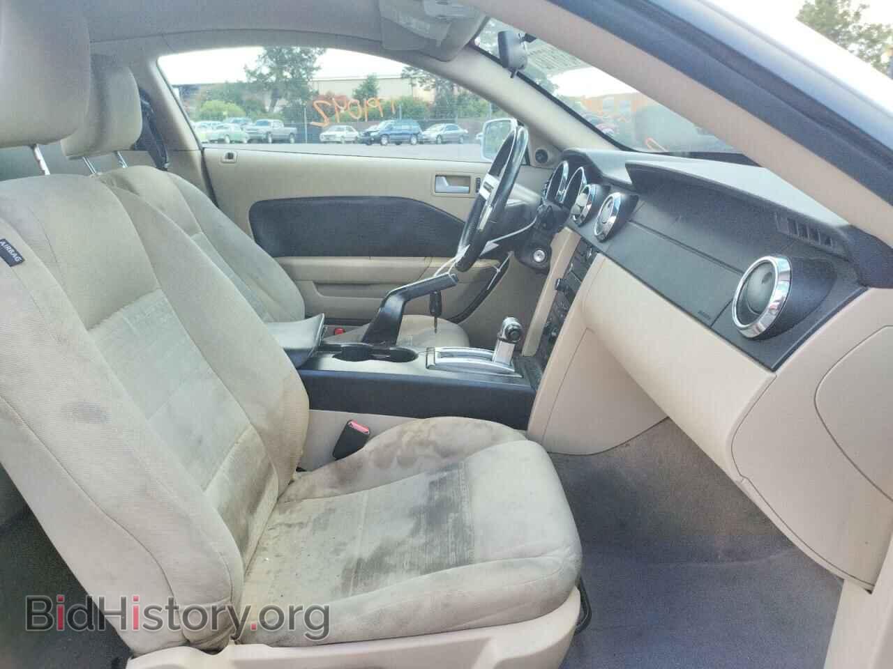 2009 FORD MUSTANG - VIN: 1ZVHT80N695122251 - Фото 5