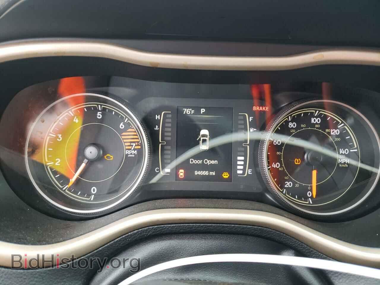 2018 JEEP CHEROKEE - VIN: 1C4PJLCB4JD587646 - Фото 8