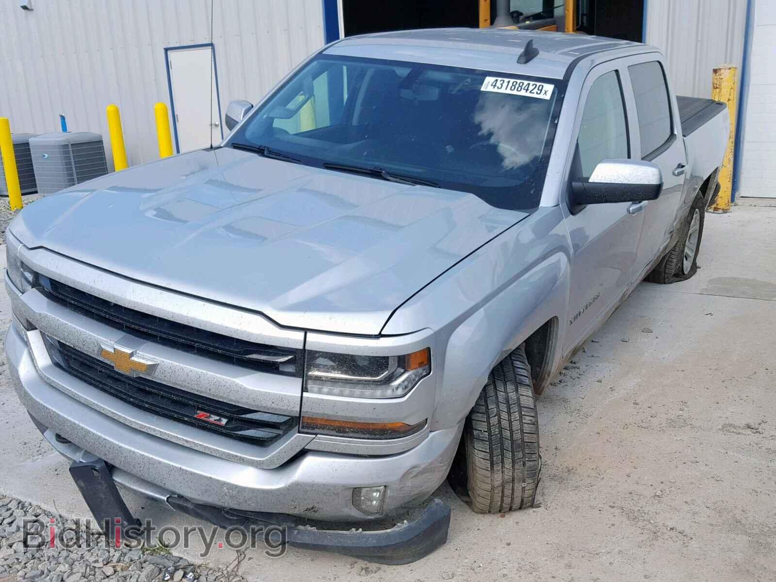 2017 CHEVROLET SILVERADO - VIN: 3GCUKREC8HG176255 - Фото 2