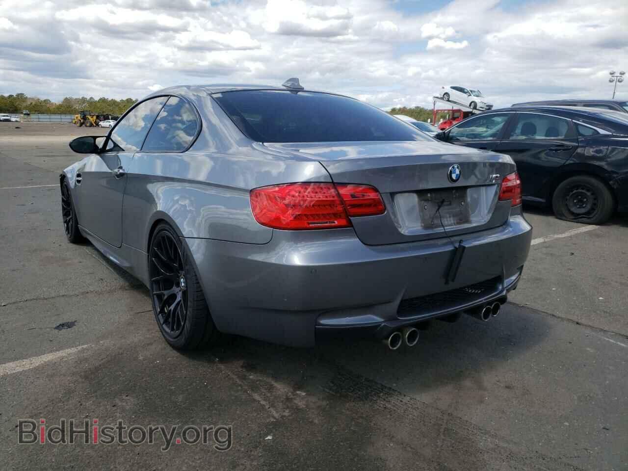 2011 BMW M3 - VIN: WBSKG9C59BE796908 - Фото 3