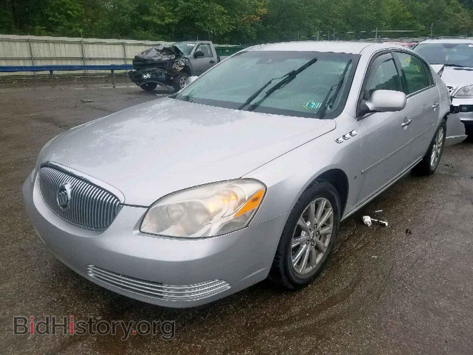 2009 BUICK LUCERNE - VIN: 1G4HD57119U123732 - Photo 2