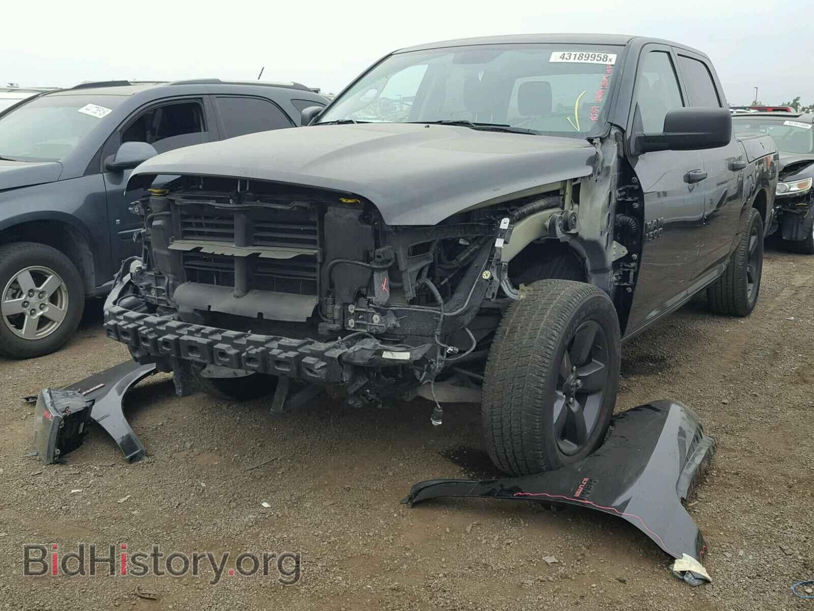 2016 RAM 1500 ST - VIN: 1C6RR6KT1GS183289 - Фото 2